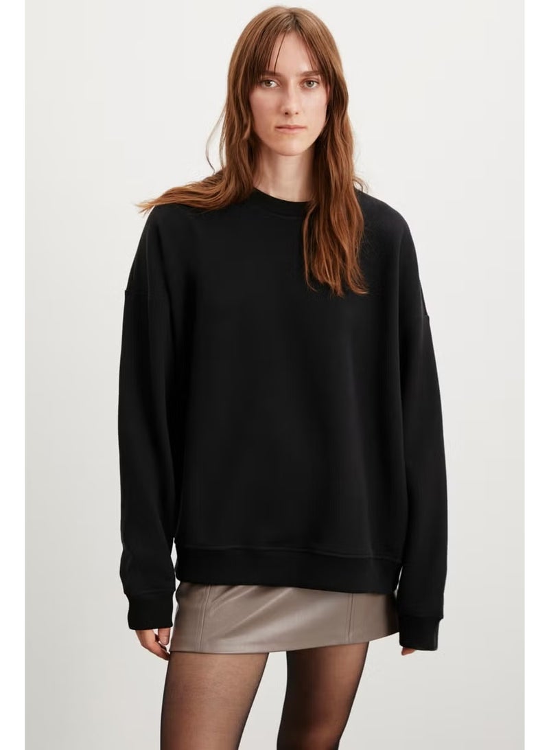 GRIMELANGE Allys Women's Crew Neck Oversize Basic Black Sweatshirt - Image 3